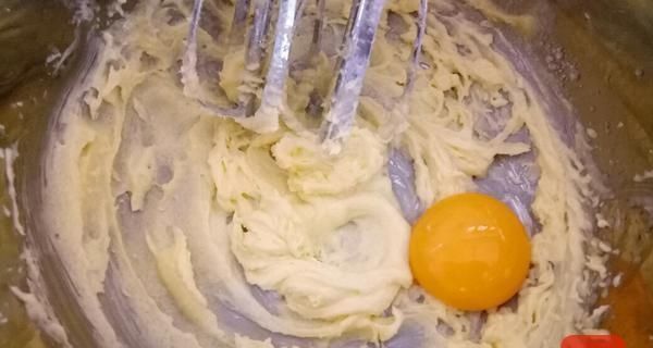 酥饼|一口酥掉渣的花生酥饼,餐厅厨房新手福利,没有人能抵触~