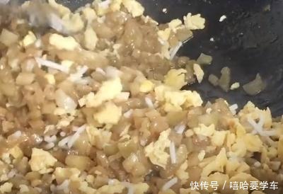 食谱|家常食谱,茄子鸡蛋包子的做法,绵软鲜香,口感特别好吃