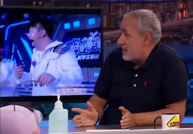  滤镜|离开了滤镜的何炅长这样，《快本》抄袭被国外公开处刑，太丢人！