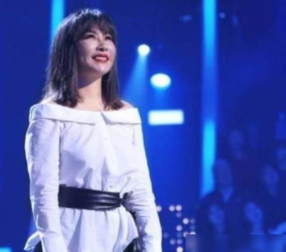  天后级|天后级歌手被不知名评委现场说教，张学友当年没有说错