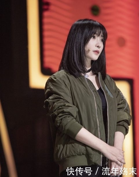 女喜剧人|《笑起来真好看》柳岩回忆喜剧生涯:沈腾是我导师