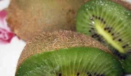  女性|女性有孕时，这4种水果别忘记吃，有益宝宝发育，对宝宝皮肤也好