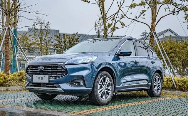 小智|谁才是你心里的白月光?以速度之名,福特锐际对比本田皓影