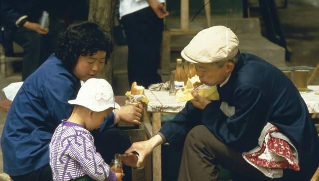 老照片|这属于80年代的老照片,你还有多少记忆