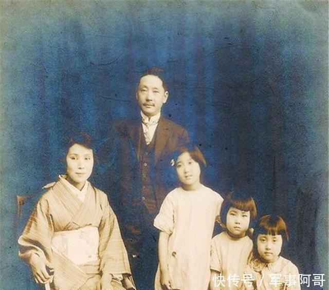  民国|民国军事理论家蒋百里家庭生活照，第一幅图，满满都是温馨感！