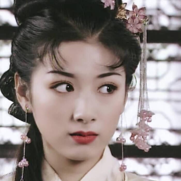  说话|黄奕被郭敬明点评表演“没特点”，发长文表示：咱们凭演技说话！