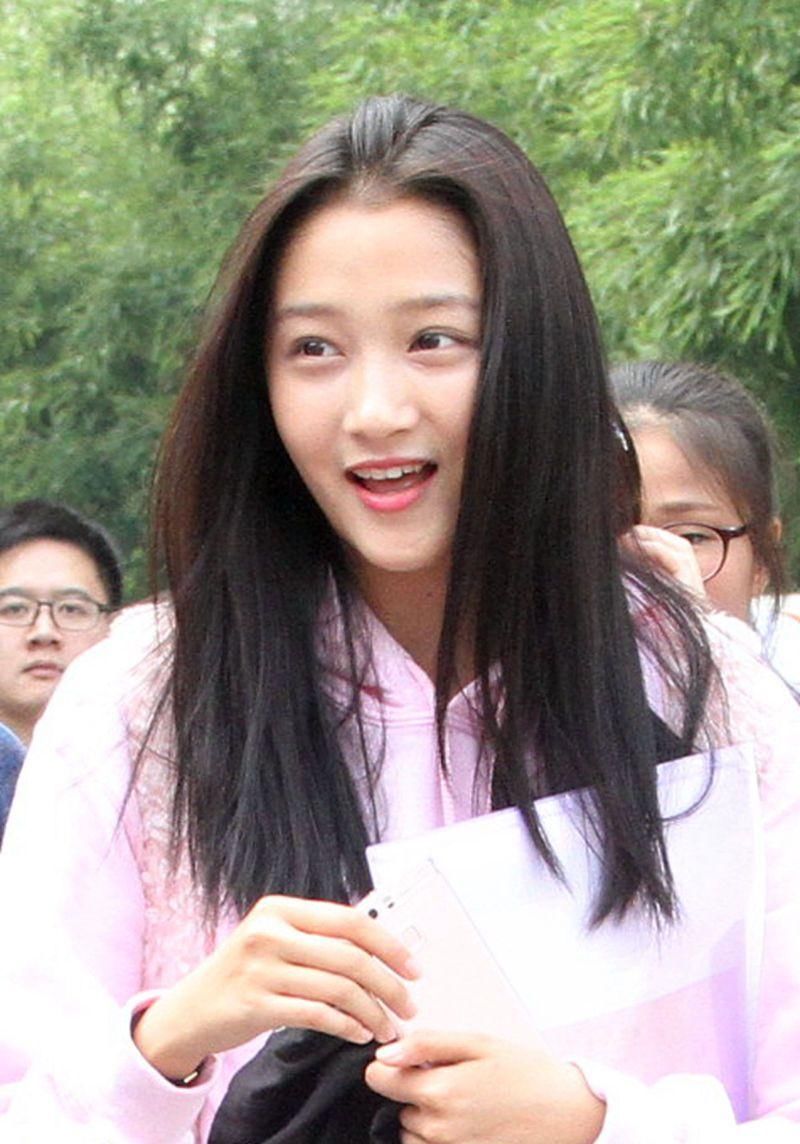  关晓彤|关晓彤做的蔬菜三明治到底好不好吃？我尝了一下，满是惊喜