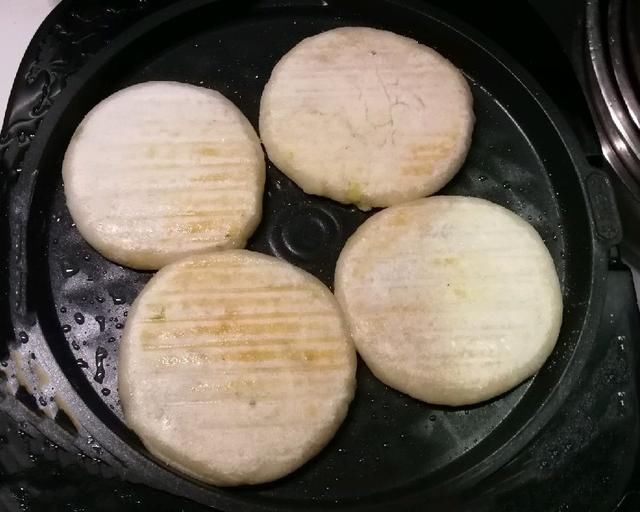 关键|想烙出美味油饼，这3点才是关键“秘诀”，就算凉了也不会发硬