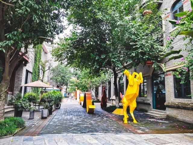 丝绸|“隐秘的角落”第二弹,你的家门口或许就隐藏着“诗与远方”