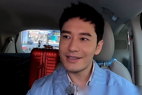  黄晓明|中餐厅滤镜有多厚重？黄晓明的胡茬都给磨没，眉毛搞得像油画