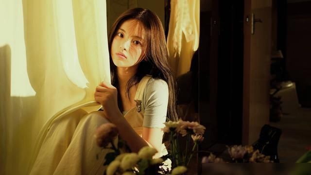  影视作品|演员杨超越，青春美少女，期待她更多的影视作品，来看美照