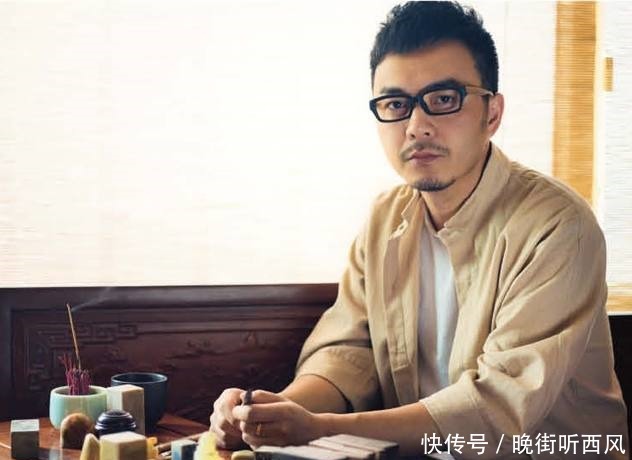  口误|汪涵口误被赞可爱乐华七子成坤音七子，粉丝多谢涵哥！