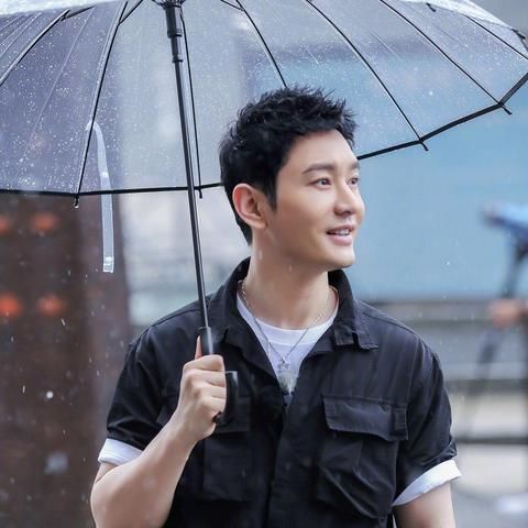  黄店长|黄晓明发长文告别中餐厅上热搜了？到底是怎么回事