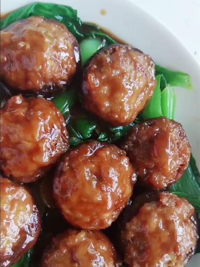  味道|味道特别棒，让你重新认识香菇和肉的组合——香菇肉丸