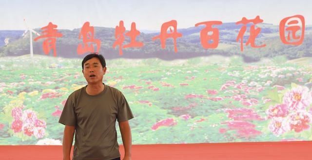  山镇|藏在宝山镇的美丽花园，不仅大丽花花开迷人眼，更有牡丹玉笑珠香