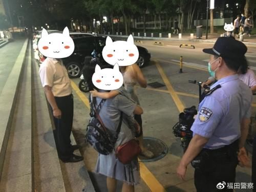  小孩|小孩商场走失 民警7分钟帮忙找回