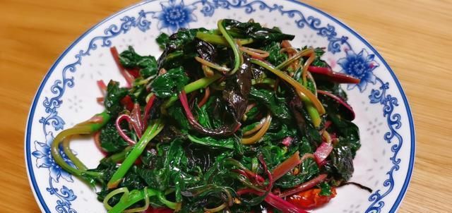 营养|这道菜夏天才有,农村老人称它为“长寿菜”,才3元1把,太便宜了