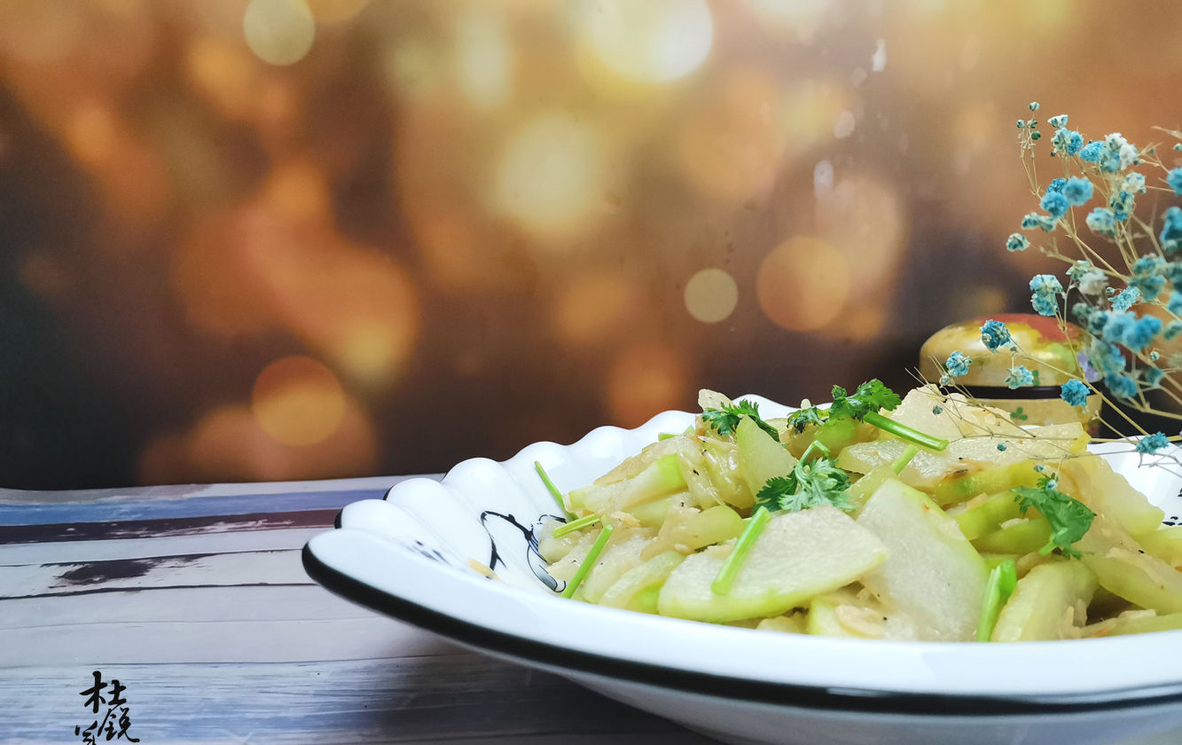  瘦身|这食材被称为“钙库”，与冬瓜很搭配，3分钟炒出鲜味瘦身菜