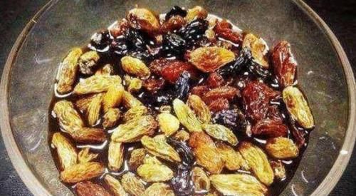  葡萄干|吃葡萄干要不要清洗？不洗的人看了都会后悔：早知道就洗了再吃了