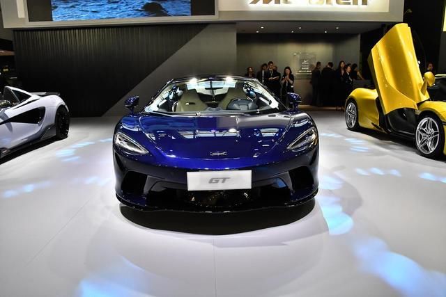 有钱人|198万起,主打豪华舒适的GT双门跑车,有钱人的大玩具!