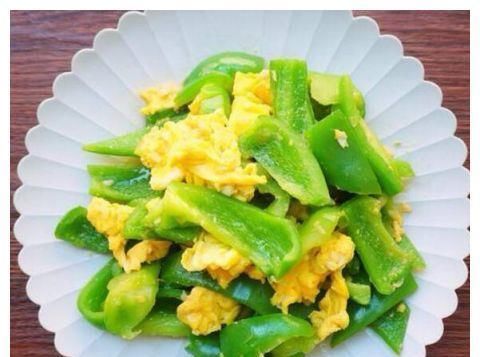  饭店|家里突然来客不想去饭店，口味独特，朋友吃得满嘴流油，香飘四溢