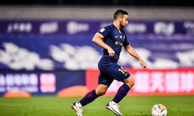 想念|富力锋霸离奇空门不进,球迷为此开始想念一人,直言就不该放他走