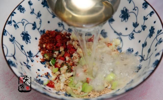 面条|这碗面酸辣开胃又挡饱, 10分钟就搞定, 没胃口要试试它!