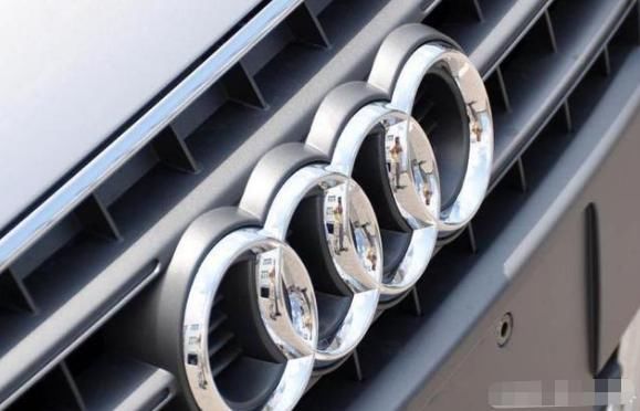  奥迪|奥迪撞上大黑牛，看到车损现场，车主颜面扫地，转身就走