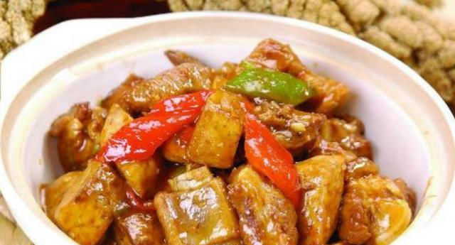  馒头|美食精选：红糖馒头，海虹拌菠菜，根土豆饼，芋头排骨煲的做法