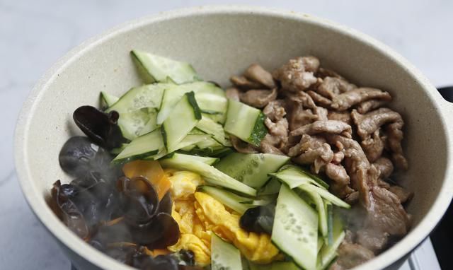 传统|这菜是传统名菜，荤素搭配，营养丰富，孩子超爱吃