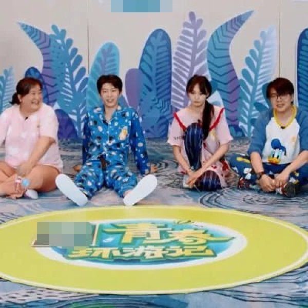  郑爽|郑爽在节目中喝酸奶，当她把瓶子拿开时，真喝假喝很明显