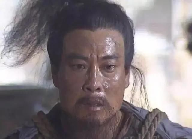 演义|三国最大疑案！为何同是违抗军令，马谡直接被斩，他却能逍遥法外