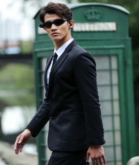  中餐厅|王俊凯与《全员加速中》猎人李子峰在《中餐厅》重逢，奇妙的缘分