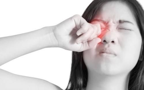  改掉|肝脏不好的人，“脸上”有4种表现！5件“伤肝”的习惯要改掉