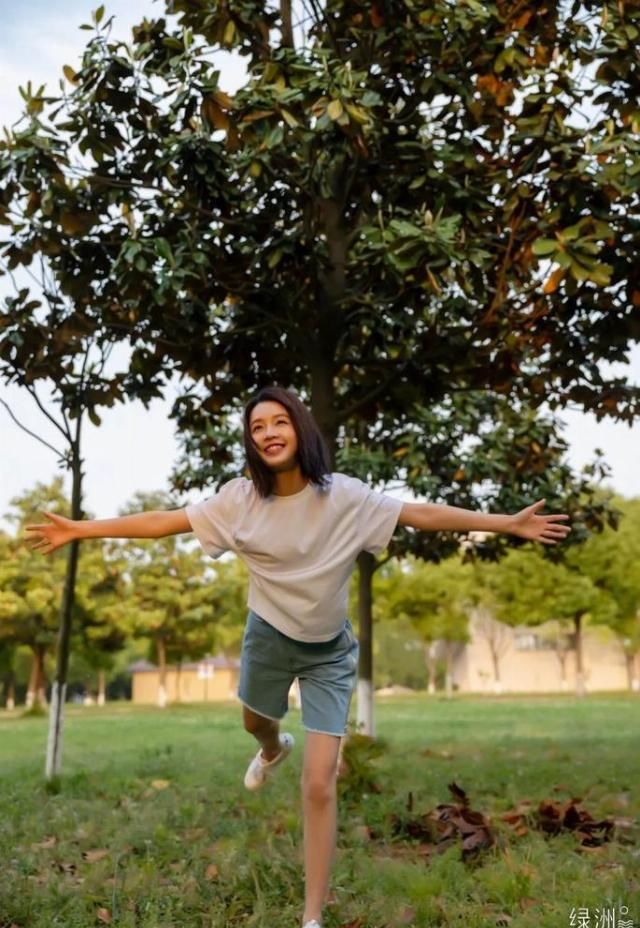 时尚|彰显时尚个性 牛仔裤的穿搭魅力！
