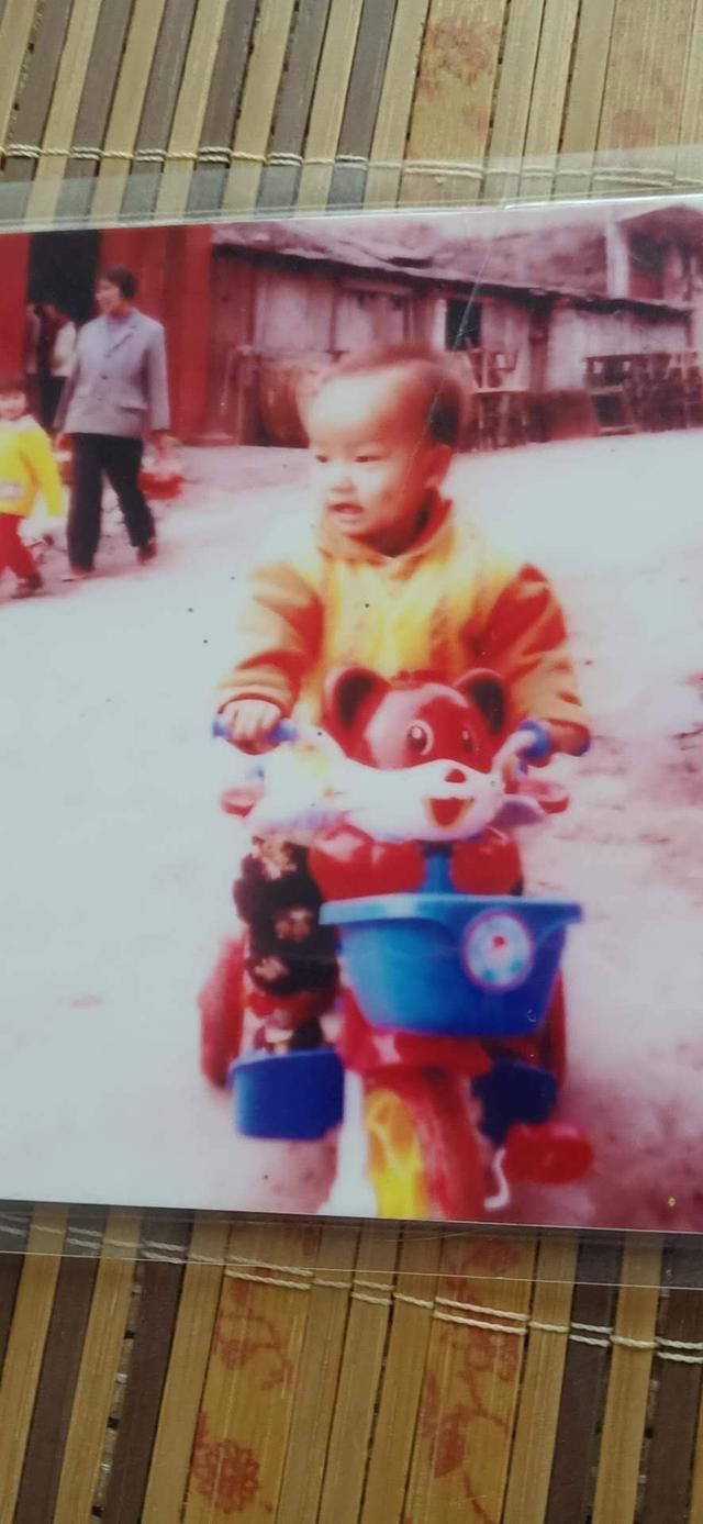  增城警方|广东少年被拐16年寻亲成功，警方：将继续查找其他被拐孩子