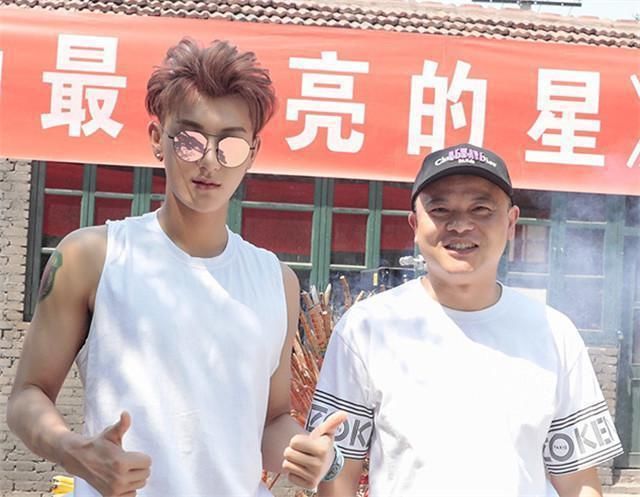 爸爸|年仅52岁，身家高达两百亿，黄子韬爸爸留下故事离开