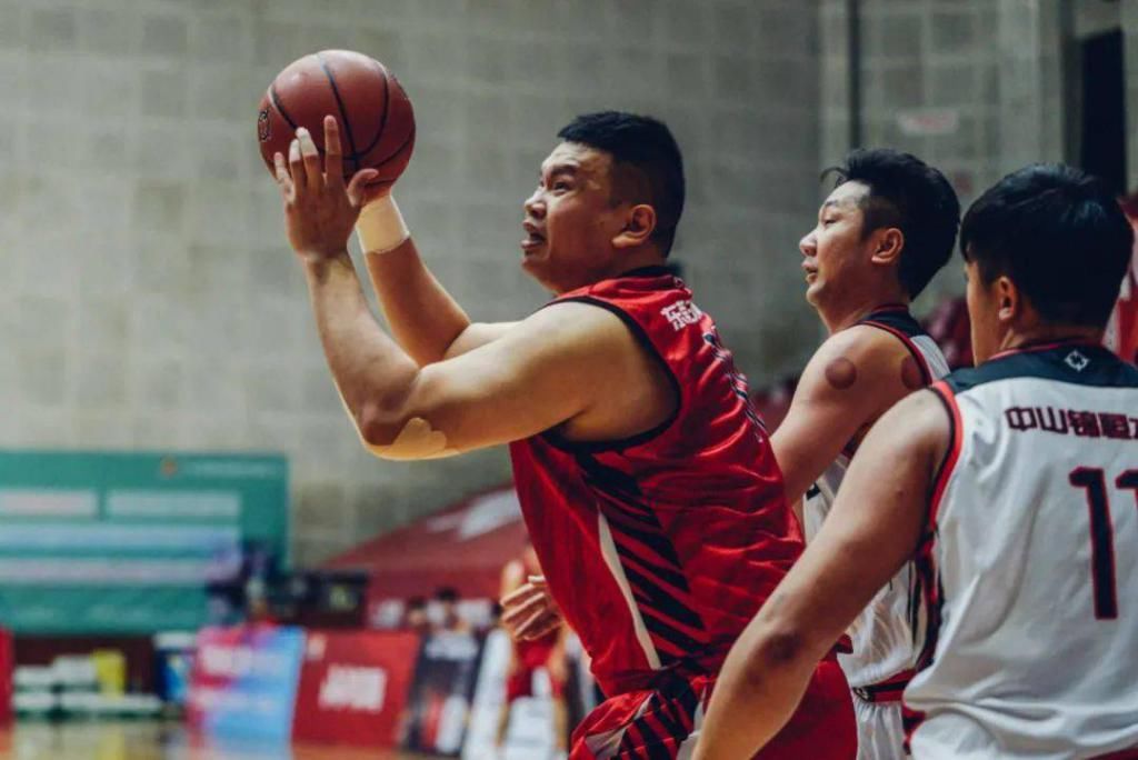 比赛|广东联赛第五日 | 龚嘉龙35+10+19,顺德胜佛山锁定八强