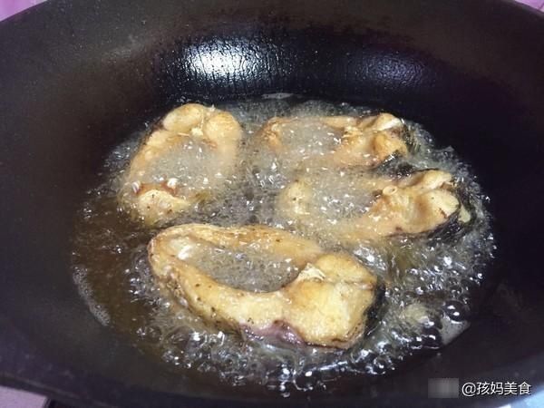  骨头|入秋之后，吃鸡吃鸭不如吃这鱼，酥到骨头一起吃，越嚼越香越想吃