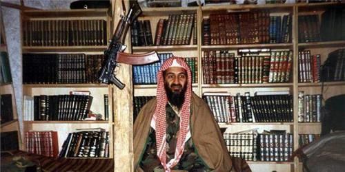 儿子|本拉登神秘藏身地:住3层豪宅,被杀前对6个儿子说“美国人来了”