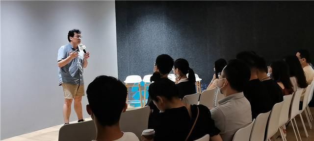  玩起|85 后 IT 经理跨界玩起脱口秀，还将登上《奇葩说》