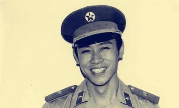  胡亚捷|胡亚捷与妻子3次离婚大战，为何不但没得逞反而还“割地赔款”？