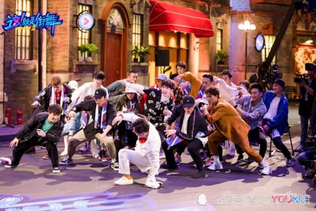  几位导师|大家都被《这就是街舞》骗了，看到无滤镜的场地，确定不是开玩笑吗？
