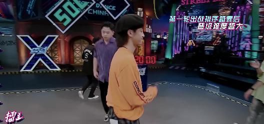  机会|钟汉良说话太快，AK东差点错失晋级机会，王一博暖心送上救命稻草