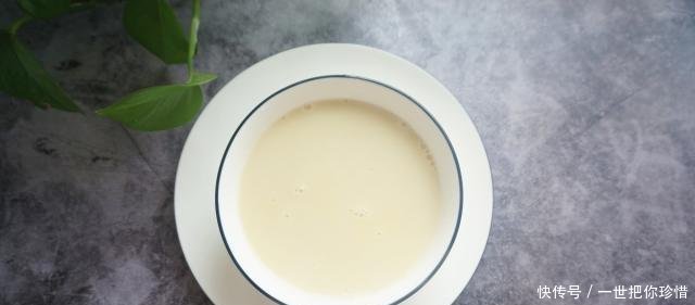 无比|做豆浆时,千万不要直接打成浆!多加这1步,豆浆香浓无比
