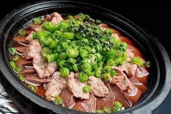  牛肉|香煎茄子，牛肉血旺，香辣土豆片，炖牛腩的做法