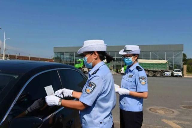 违法停车|延庆交警全员上岗，重拳出击！