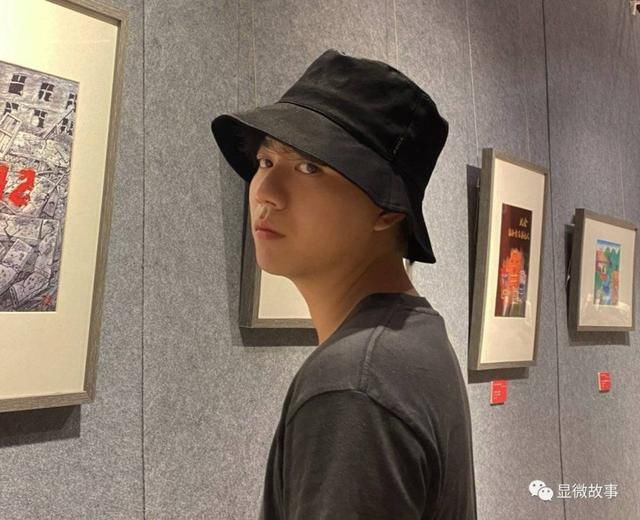  这届|23岁农村女孩年入1亿，这届大学生有多野？