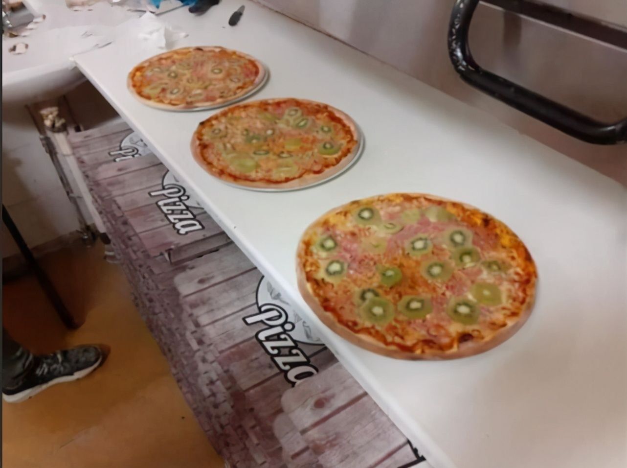 奇异果|要彻底惹毛一个意大利人，你只需在他的Pizza上加奇异果