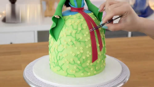 翻糖|大师制作花木兰翻糖蛋糕,中国风十足,太美了都舍不得吃